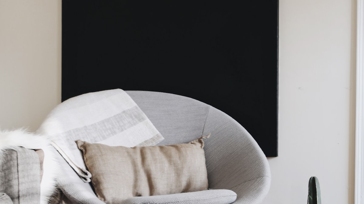 Best Coffee Tables for Small Spaces