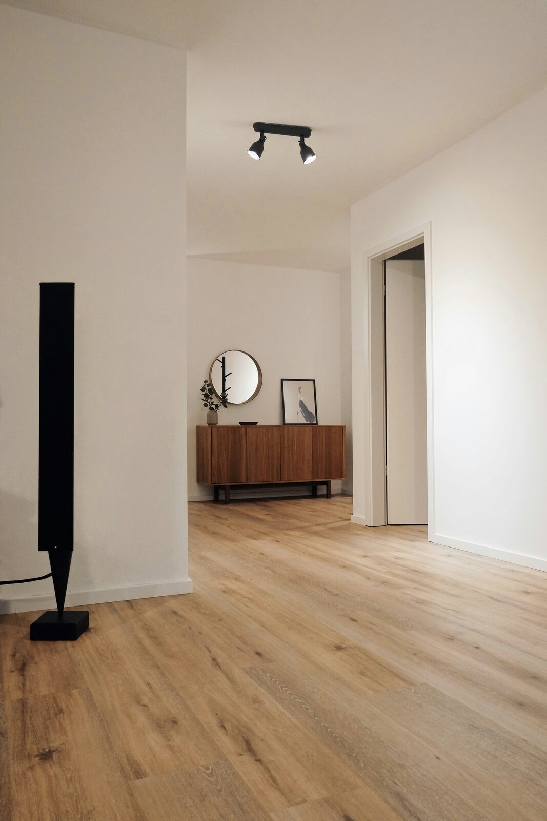 Hardwood vs LVP Flooring: The Real Comparison
