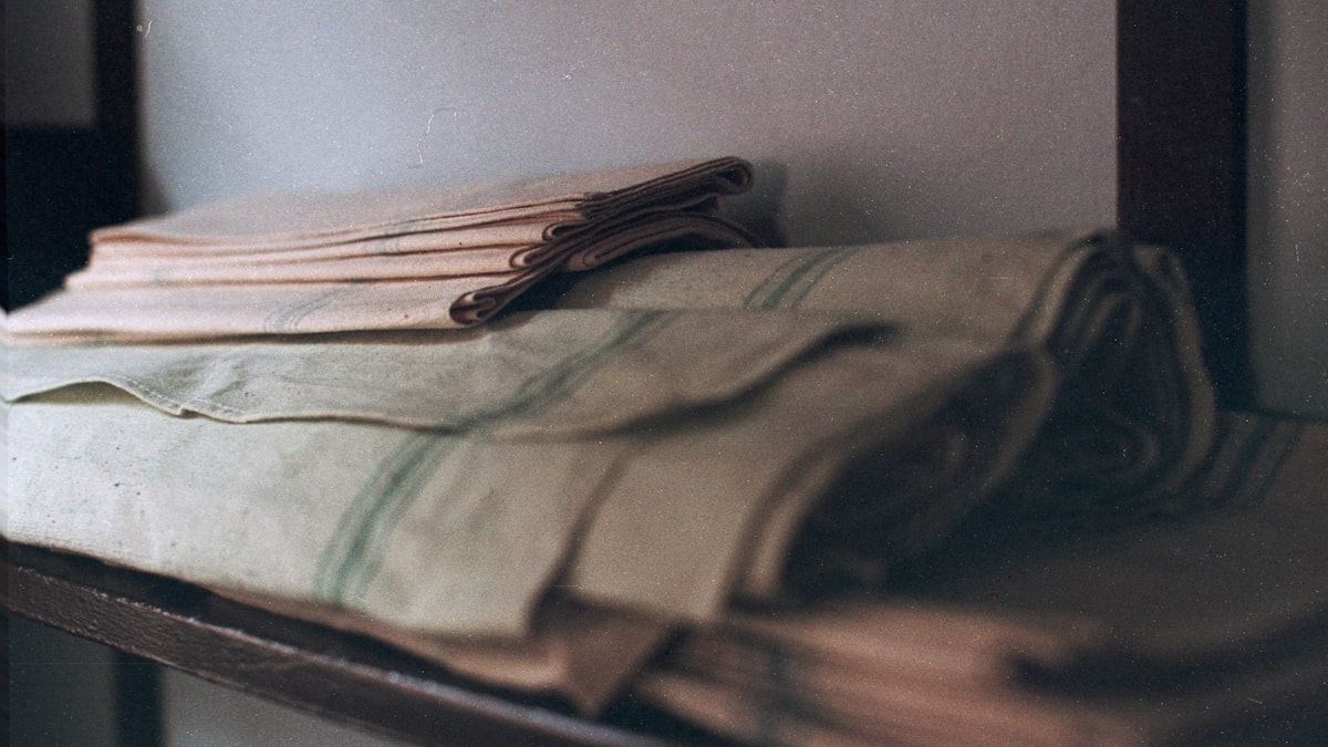 How to Organize a Linen Closet